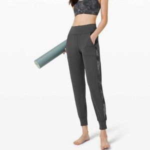 Lululemon Align Joggers Track Stripe Size 8